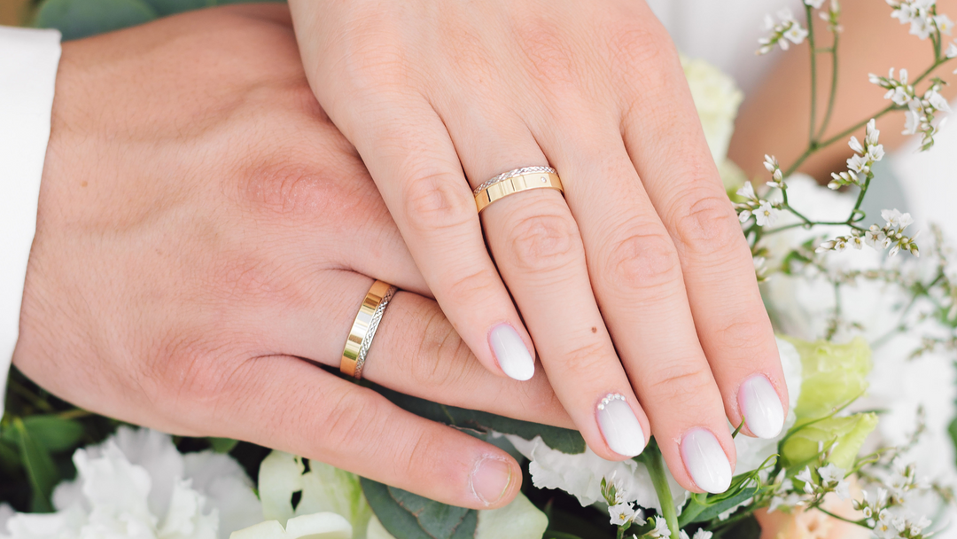 Should Men's and Women's Wedding Bands Match?